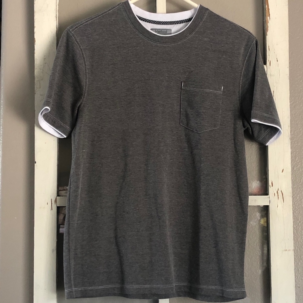 Men’s heathered charcoal gray shirt, NWOT!
